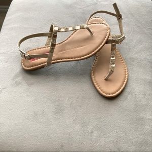 Unionbay women’s sandals Size 6